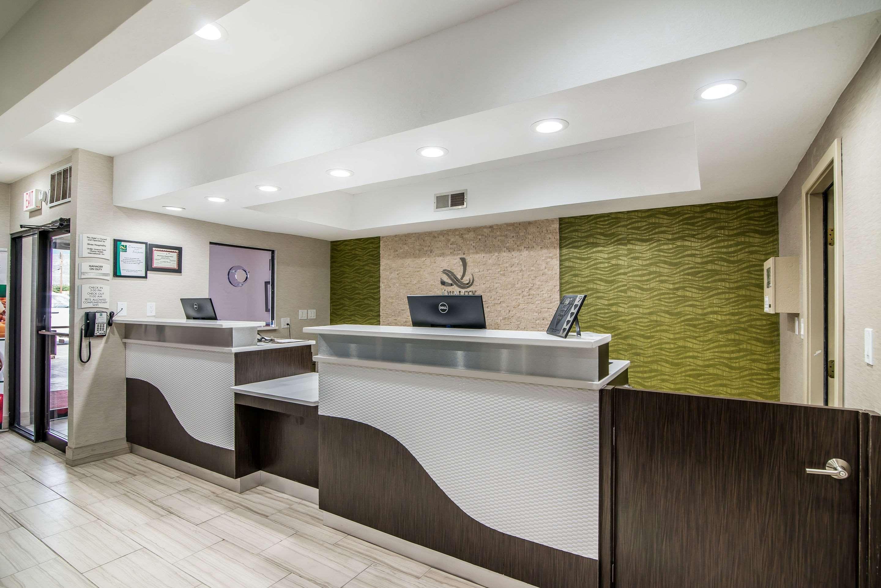 Hotel Quality & Near White Sands National Park 2*