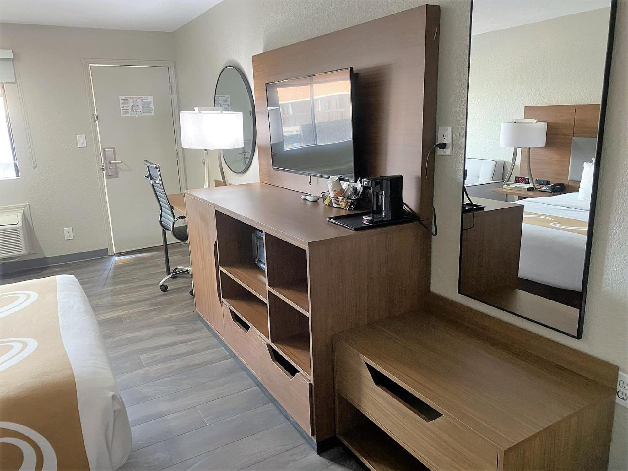 Quality & Near White Sands National Park Hotel 2*