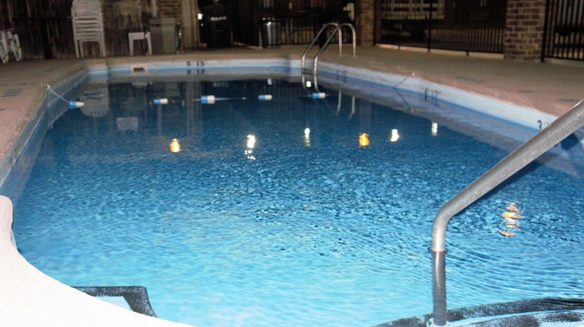 Hotel Quality & Near White Sands National Park 2*