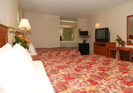 Quality & Near White Sands National Park Hotel 2*